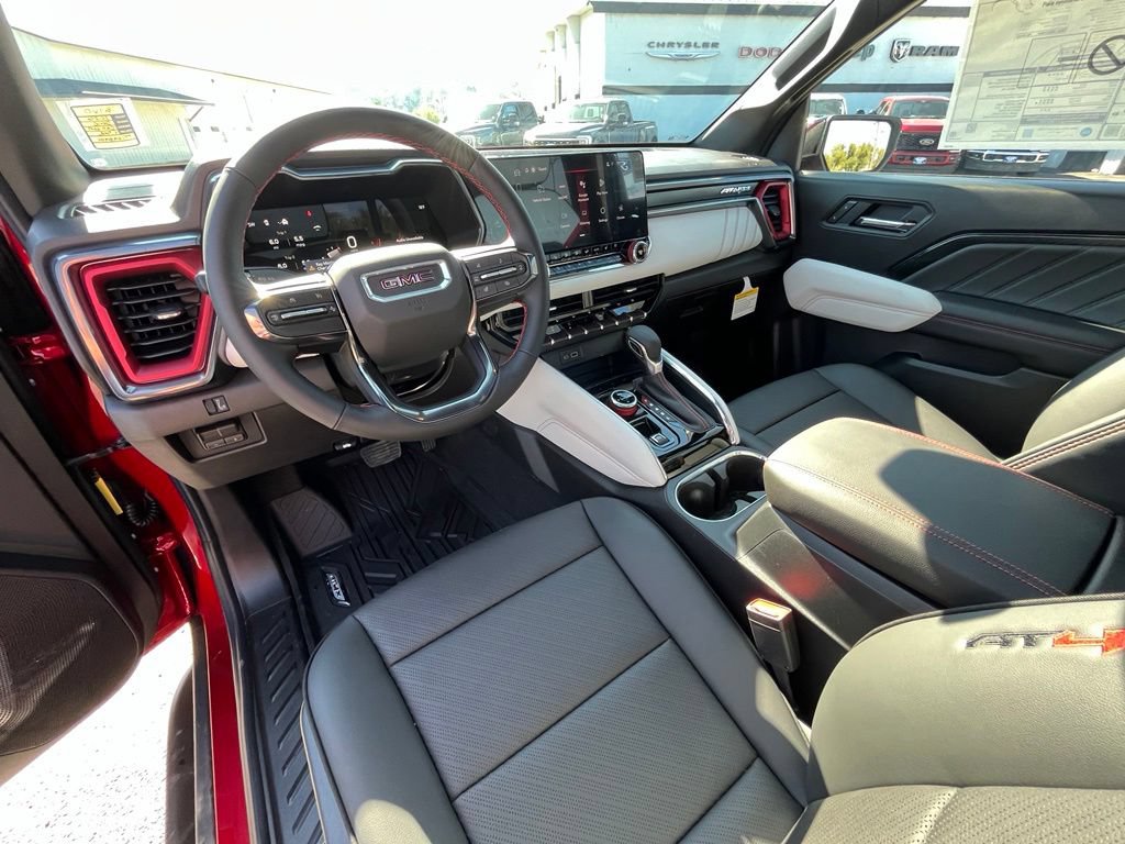 New 2026 GMC Canyon AT4X w/ LPO, Black Badging Package AWD/4WD image 10
