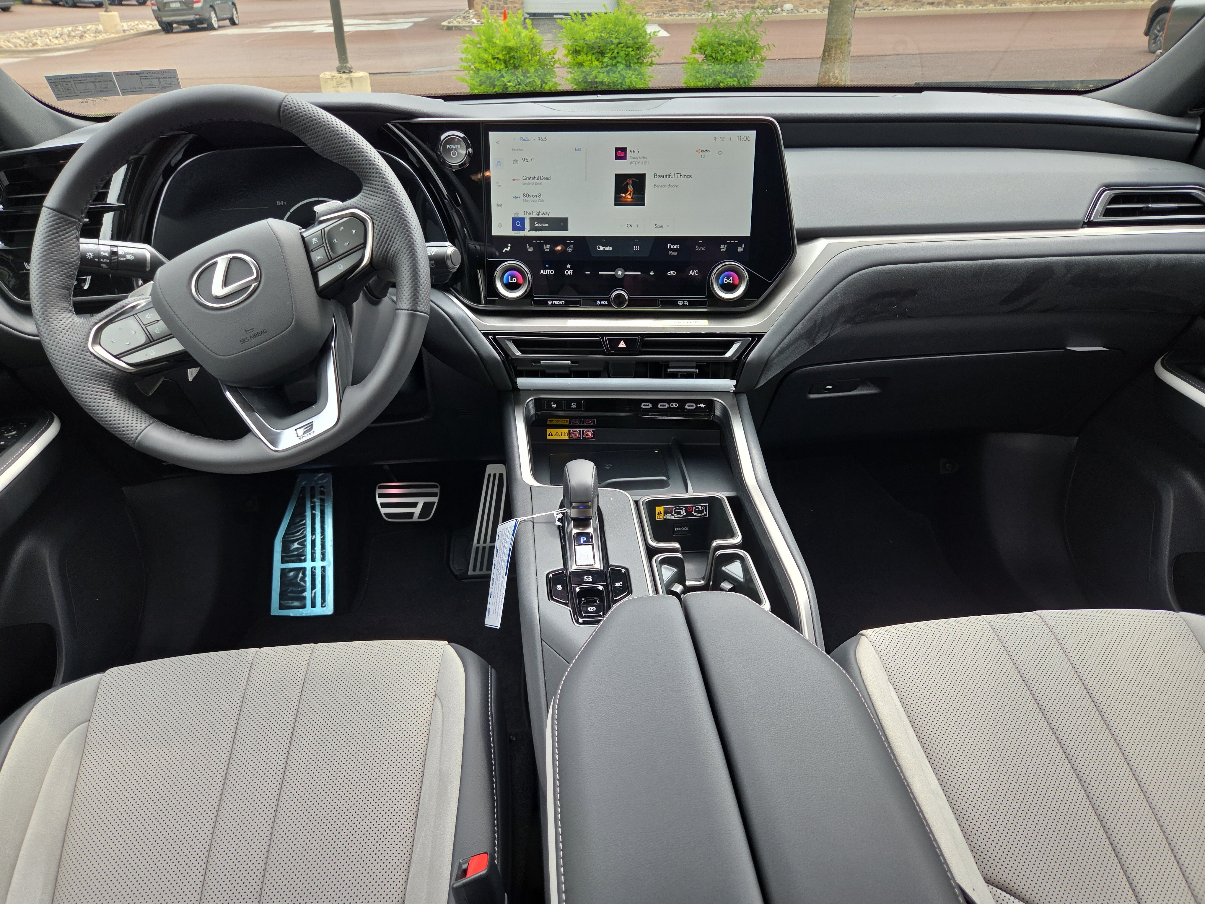 New 2026 Lexus TX 500h AWD image 11