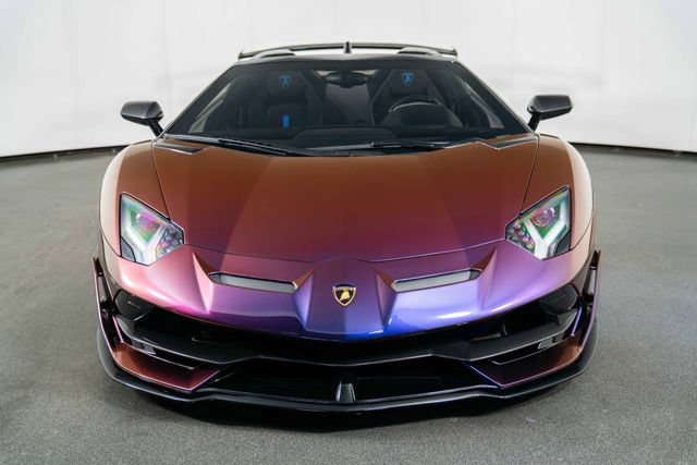 Used 2021 Lamborghini Aventador SVJ AWD/4WD image 3