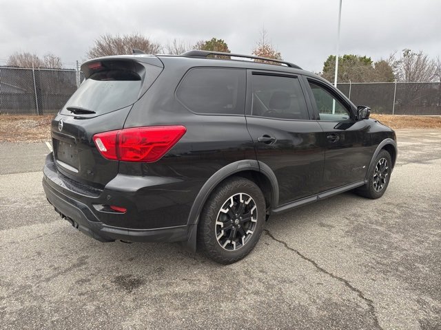 Used 2019 Nissan Pathfinder SL w/ Rock Creek Edition image 3
