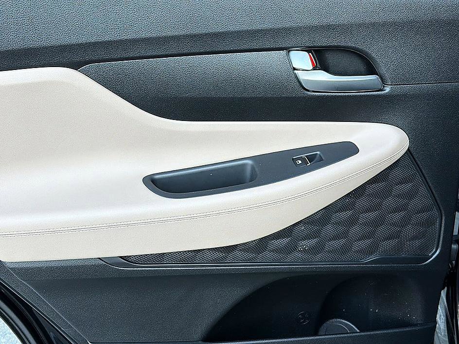 Certified 2023 Hyundai Santa Fe SE w/ Cargo Package image 8