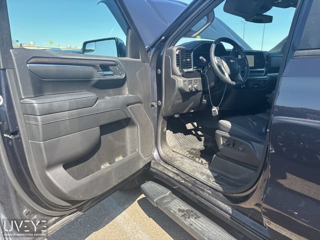 Used 2023 Chevrolet Silverado 1500 LT AWD/4WD image 5