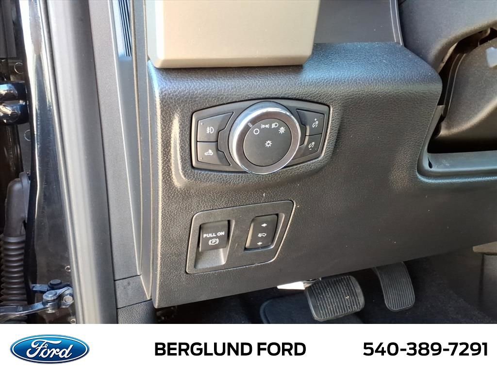 Used 2020 Ford F150 Lariat image 17
