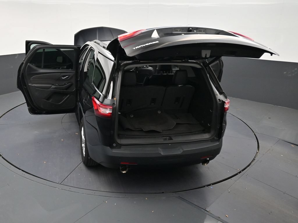Used 2019 Chevrolet Traverse LT FWD image 31