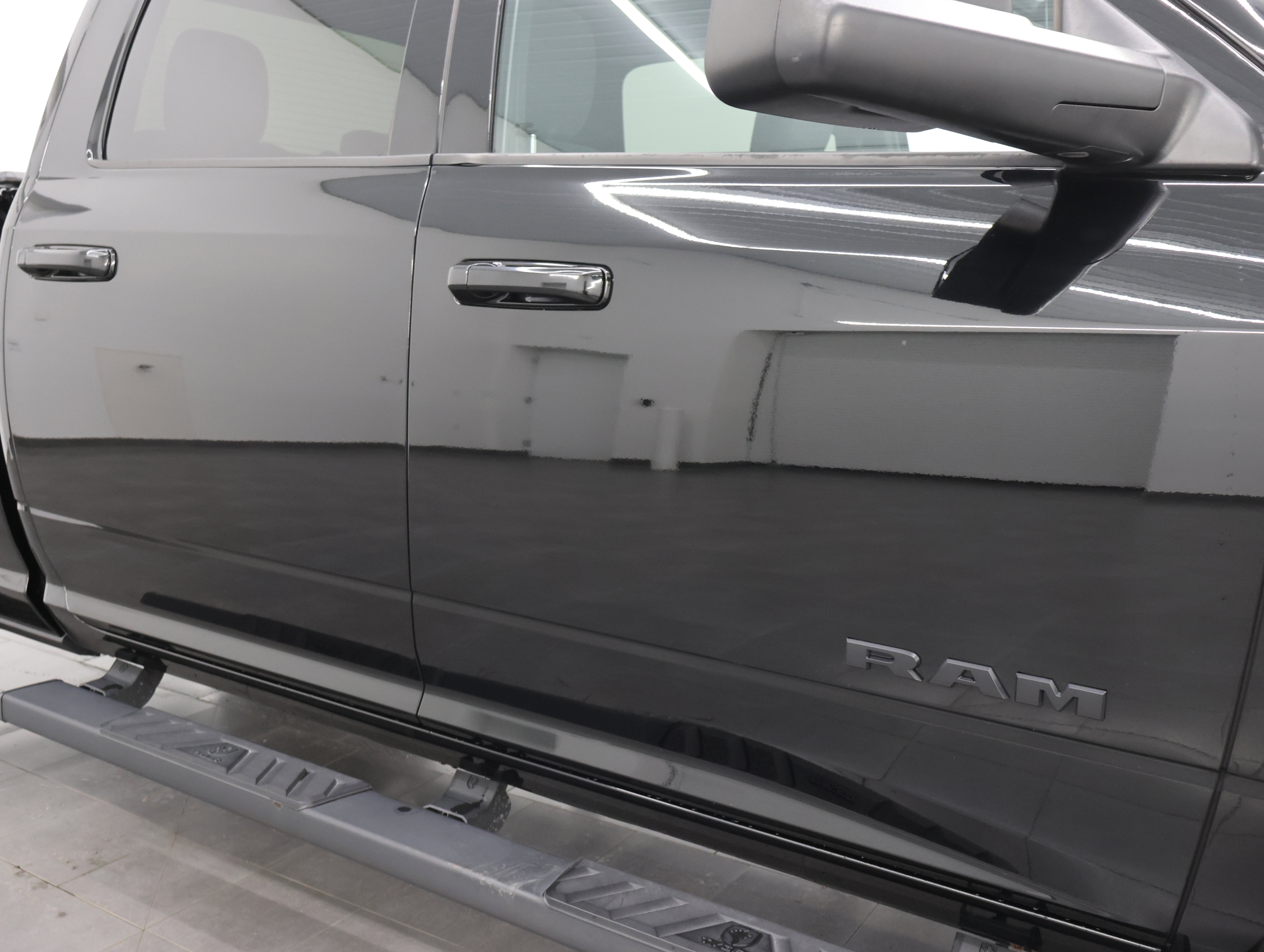 Used 2020 RAM 2500 Big Horn w/ Night Edition AWD/4WD image 25
