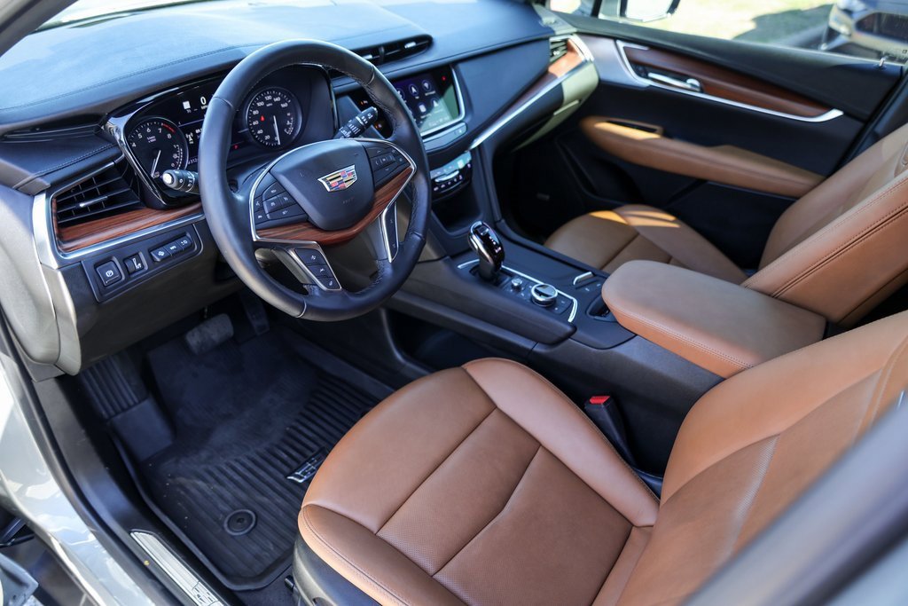 Certified 2023 Cadillac XT5 Premium Luxury w/ Technology Package image 10