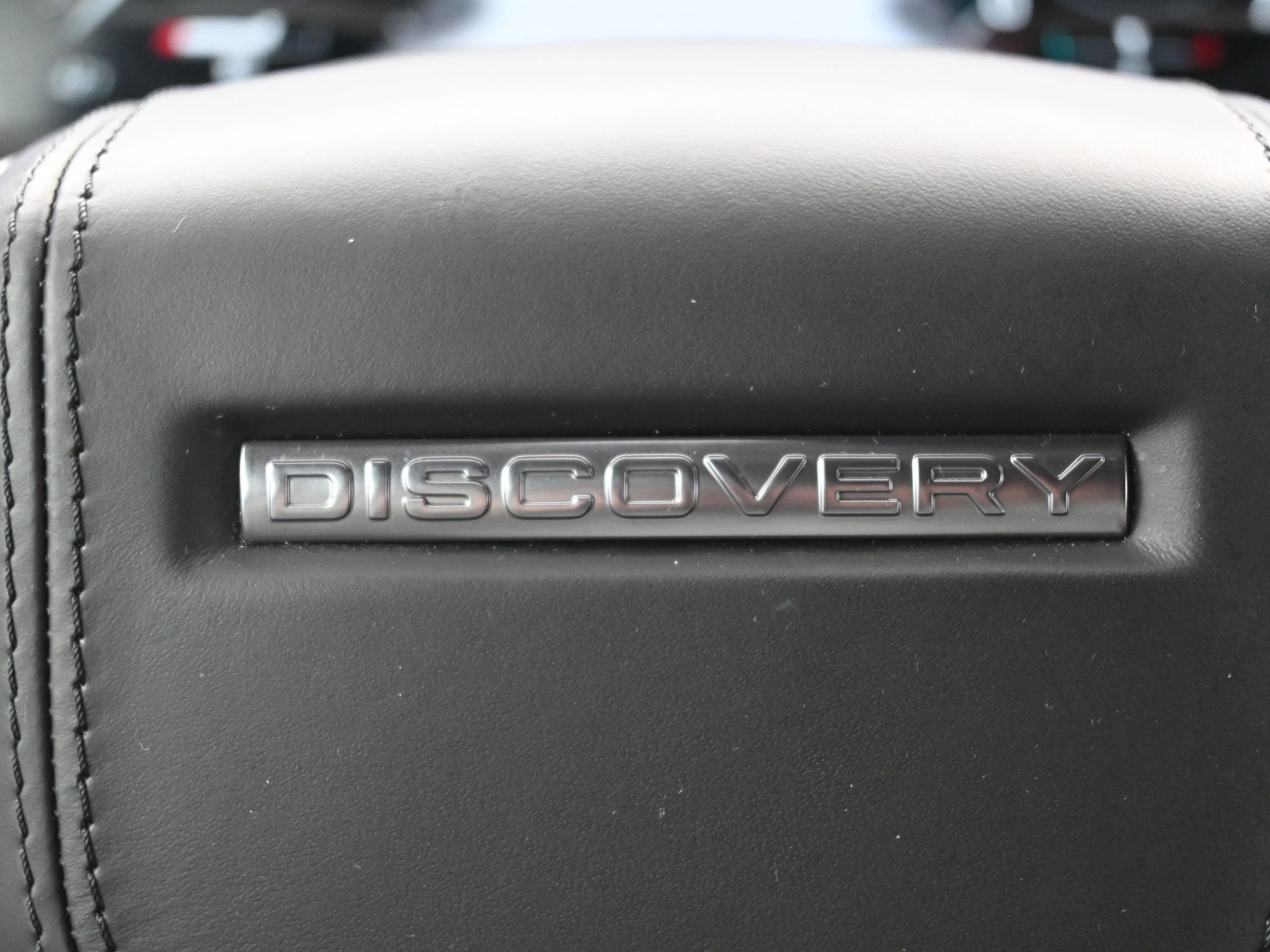 Used 2022 Land Rover Discovery HSE R-Dynamic image 22