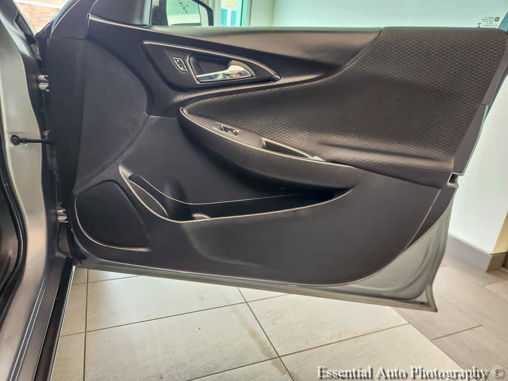 Used 2023 Chevrolet Malibu LT FWD image 24