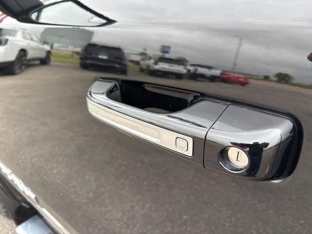 Used 2021 RAM 1500 Laramie AWD/4WD image 14