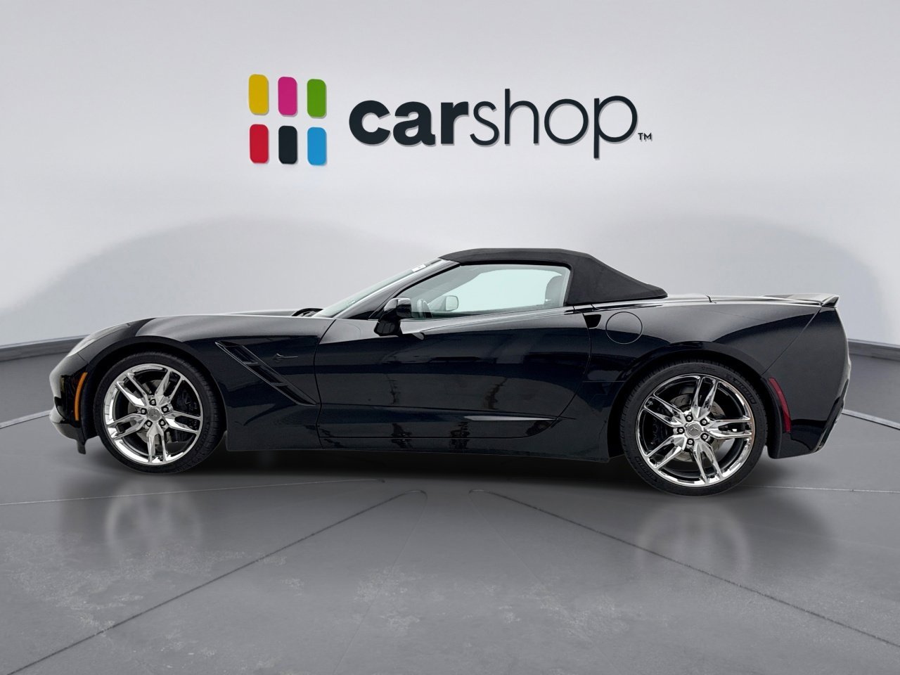 Used 2018 Chevrolet Corvette Stingray Convertible Z51 2LT image 2