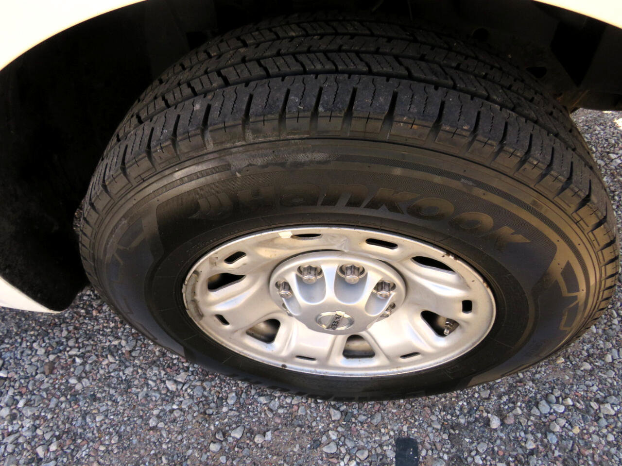 Used 2017 Nissan NV 3500 SV image 29