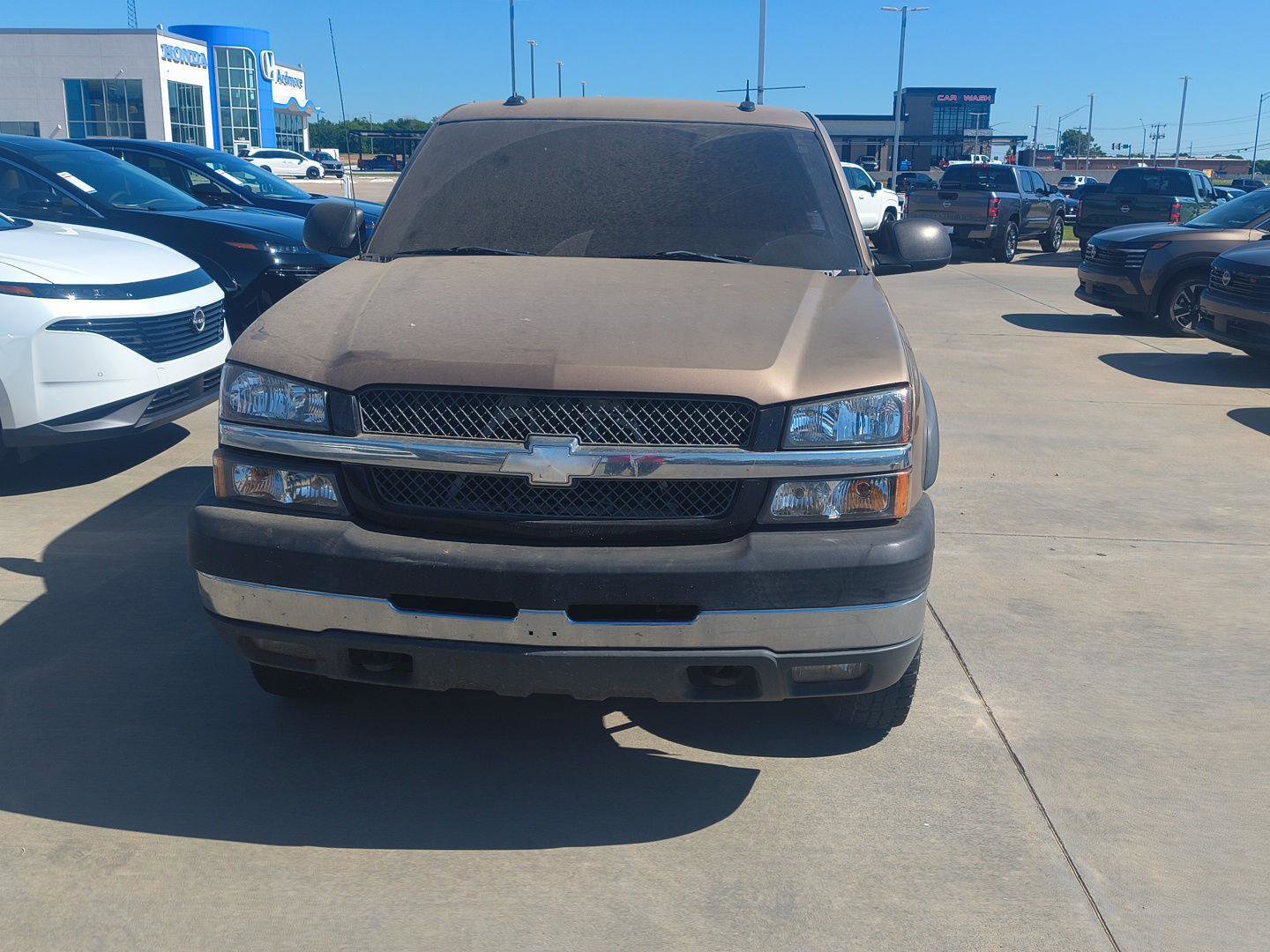 Used 2003 Chevrolet Silverado 2500 LT w/ Skid Plate Package AWD/4WD image 3