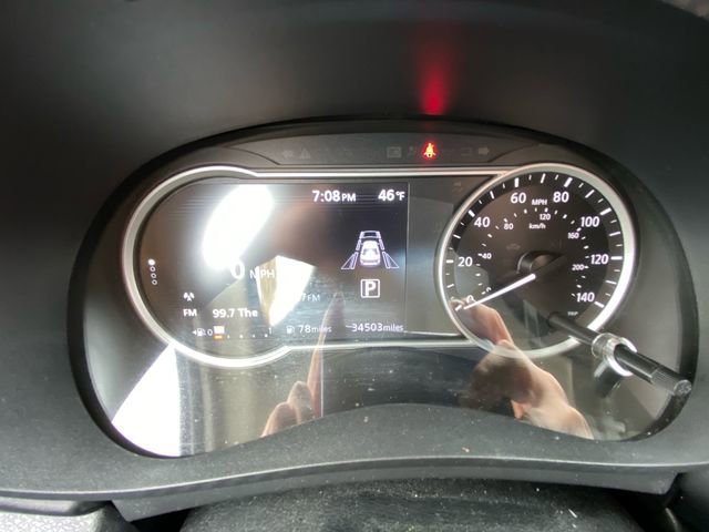 Used 2024 Nissan Versa SR w/ Trunk Package image 21