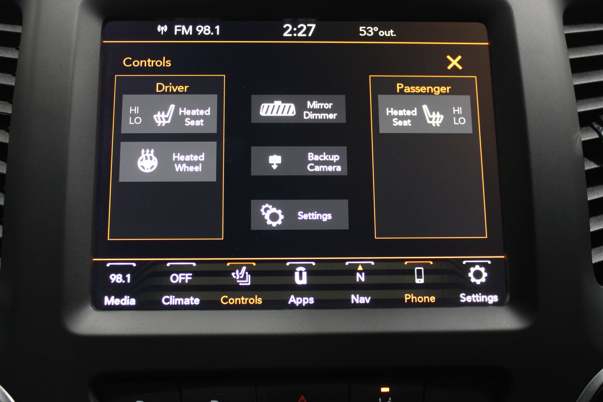 Used 2023 Jeep Cherokee Altitude Lux AWD/4WD image 38