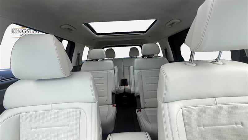 Used 2025 Hyundai Santa Fe Calligraphy FWD image 25