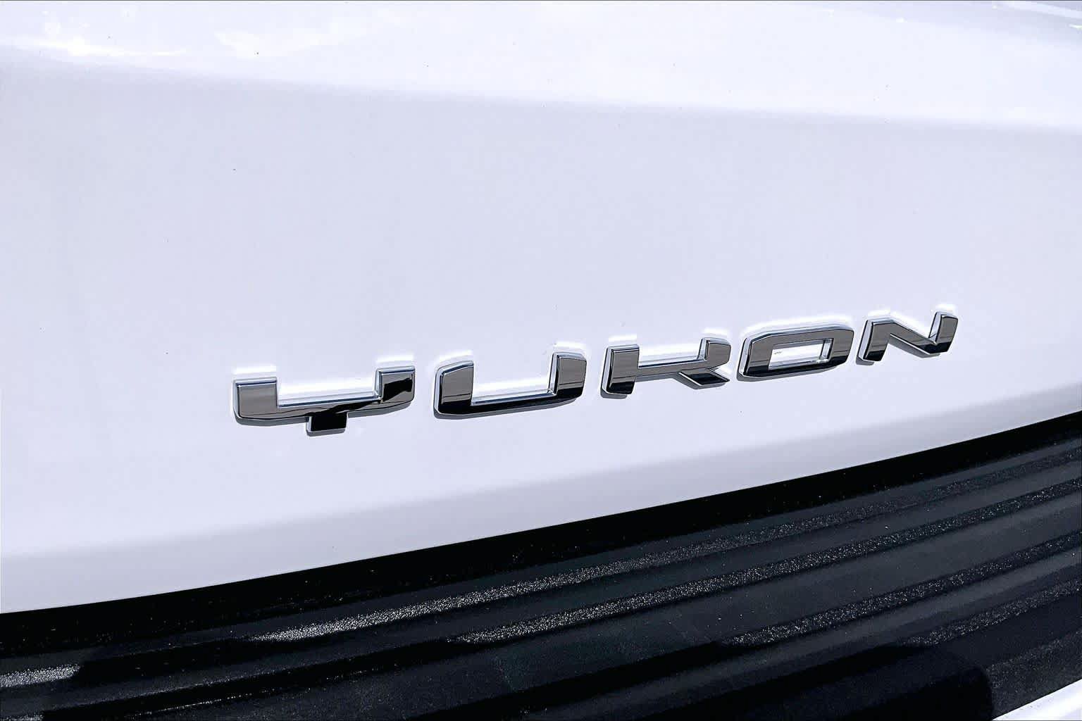 Used 2026 GMC Yukon XL AT4 Ultimate AWD/4WD image 31