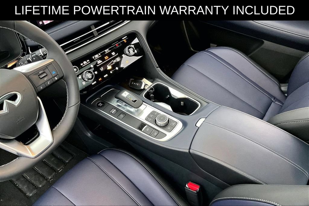 Certified 2026 INFINITI QX60 Sport w/ Dark Cargo Package AWD/4WD image 17