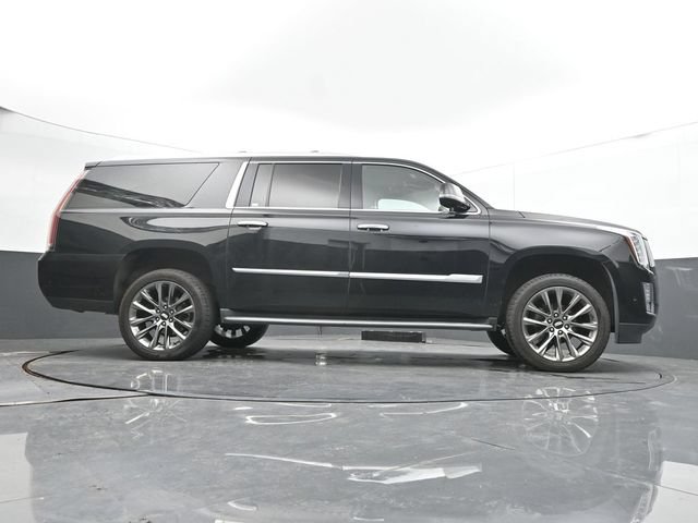 Used 2018 Cadillac Escalade ESV Premium Luxury AWD/4WD image 49