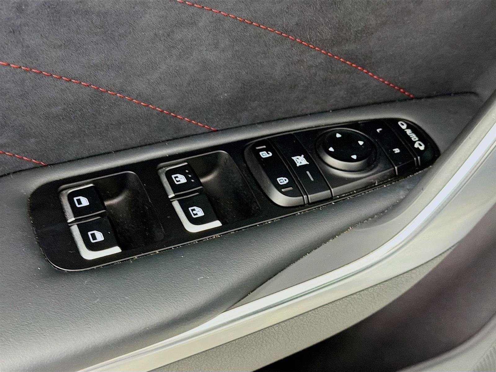 Certified 2023 Kia Stinger GT2 w/ Option Group 015 image 20