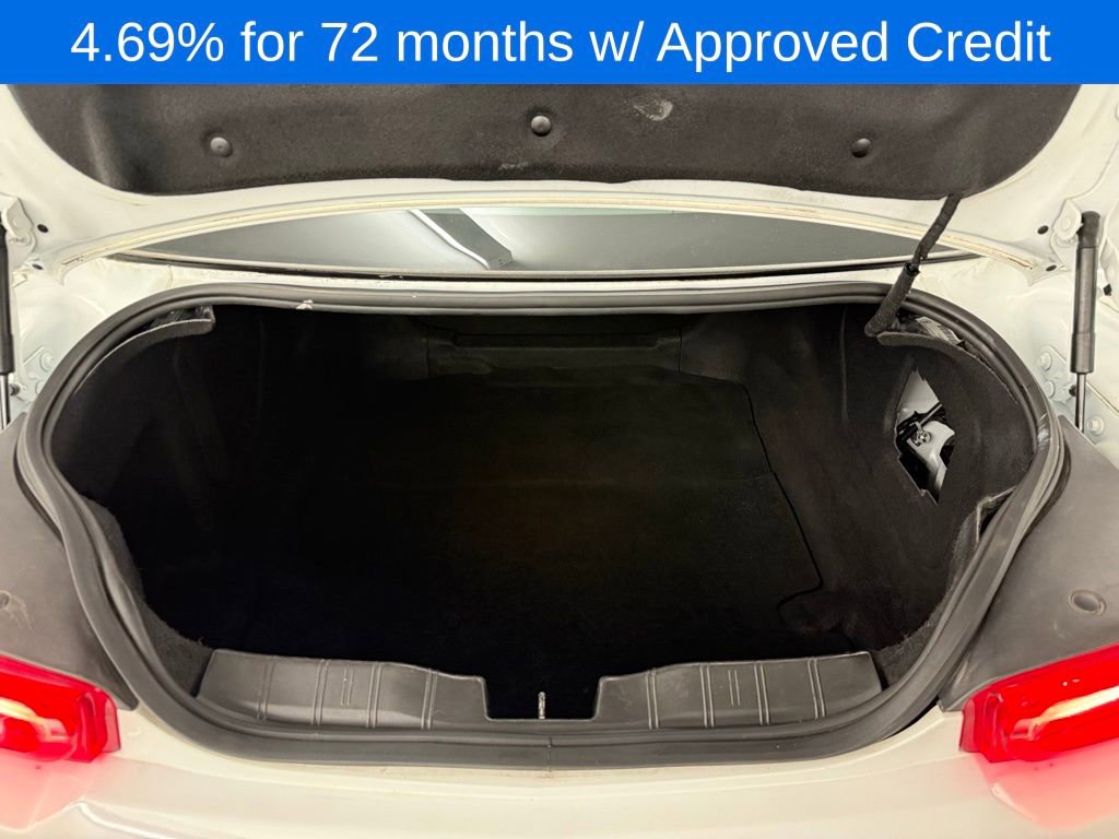 Used 2019 Chevrolet Camaro LT image 32