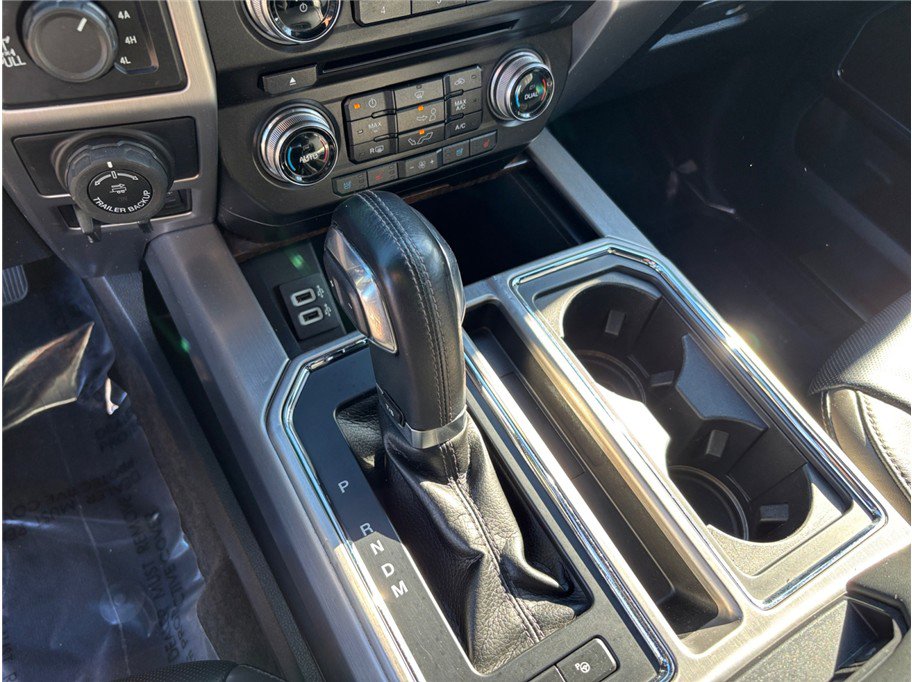 Used 2017 Ford F150 Platinum w/ Equipment Group 701A Luxury image 37