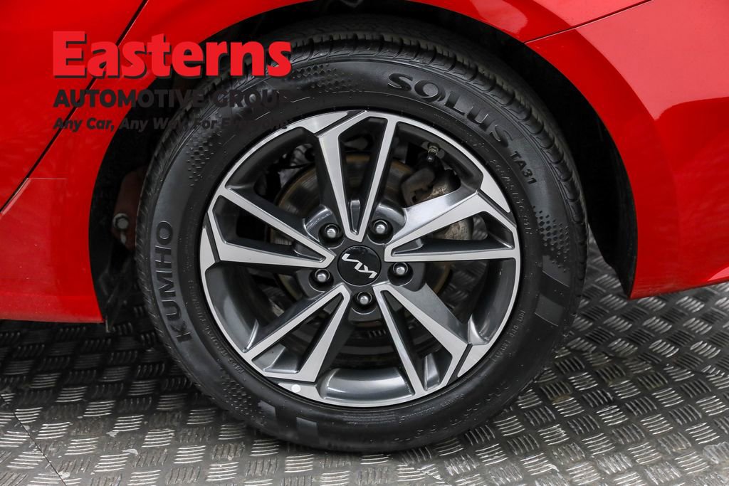 Used 2024 Kia Forte LXS image 33