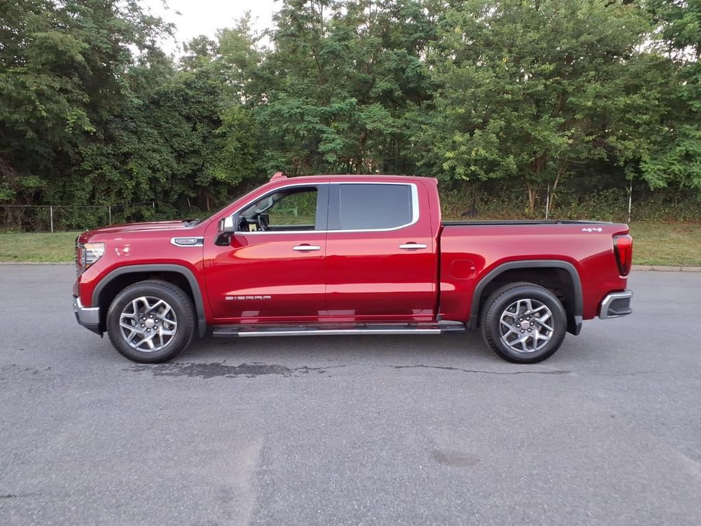 Used 2023 GMC Sierra 1500 SLT w/ SLT Premium Plus Package AWD/4WD image 6