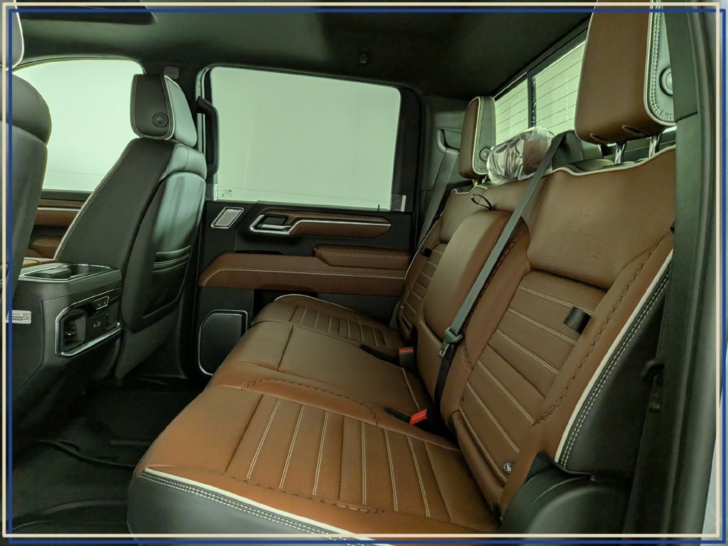 New 2026 GMC Sierra 3500 Denali Ultimate AWD/4WD image 30