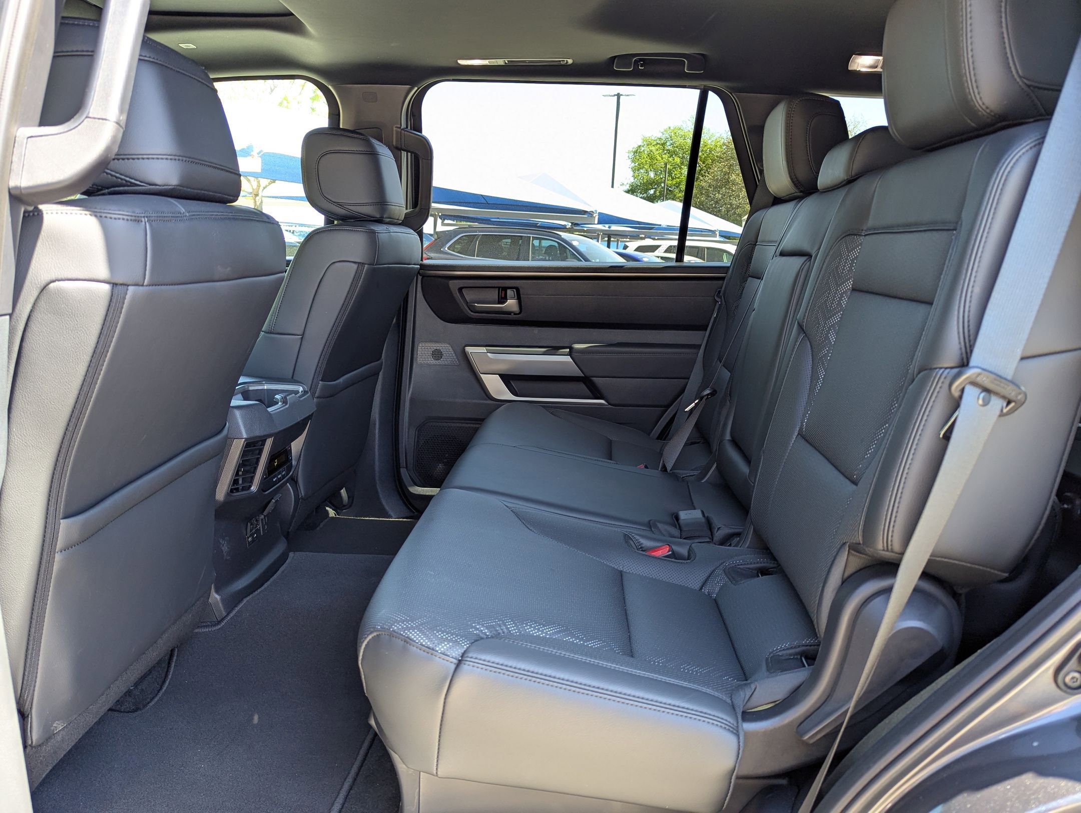 Used 2025 Toyota Sequoia SR5 w/ SR5 Premium Package AWD/4WD image 14