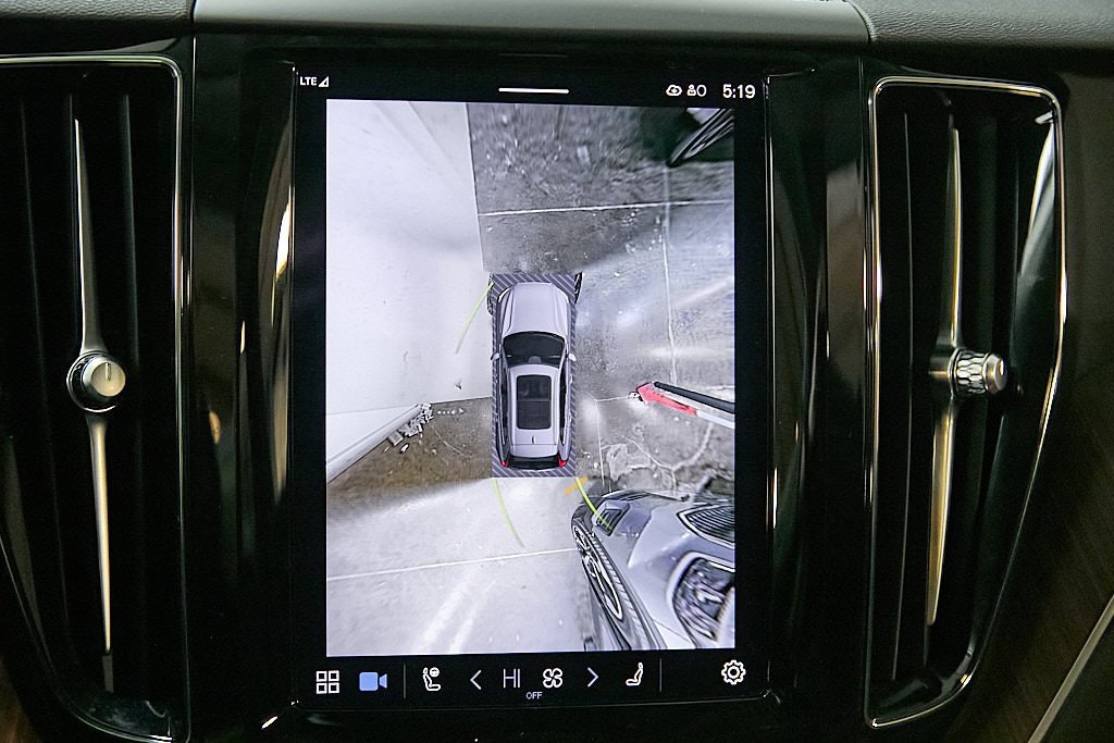 Certified 2023 Volvo XC60 T8 Plus w/ Climate Package image 30