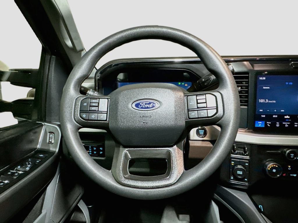Certified 2026 Ford F350 XLT w/ XLT Premium Package AWD/4WD image 10