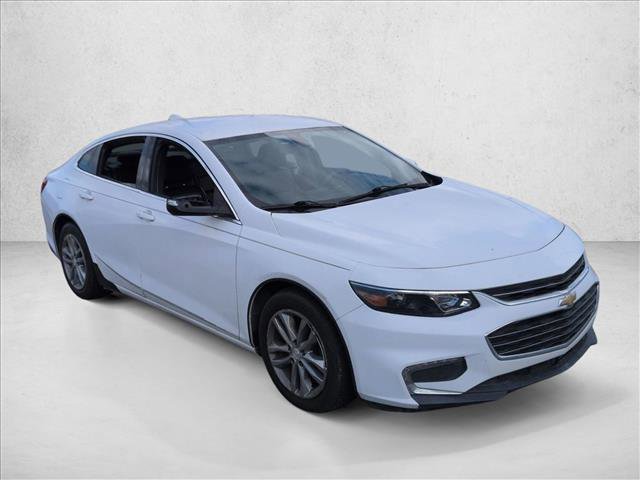 Used 2017 Chevrolet Malibu LT w/ Leather Package image 3