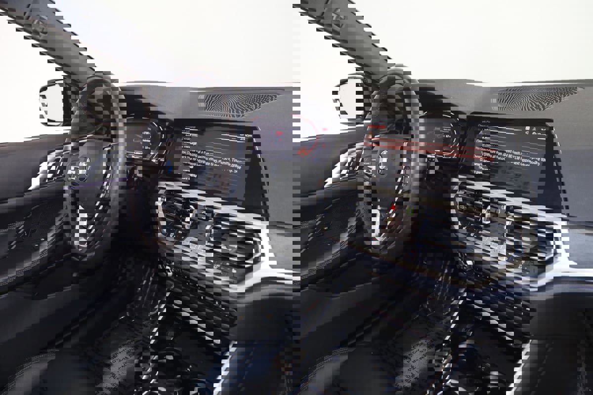 Used 2023 BMW 430i xDrive Convertible w/ Premium Package image 50