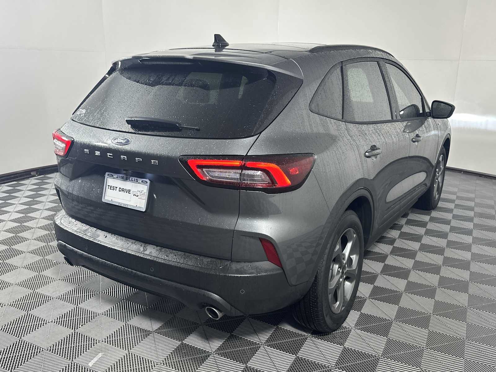 Used 2025 Ford Escape ST-Line w/ Tech Pack #1 FWD image 7