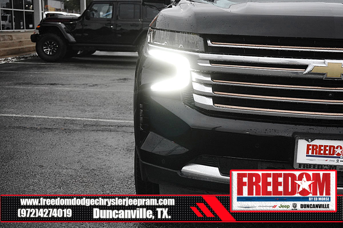 Used 2023 Chevrolet Suburban High Country AWD/4WD image 47