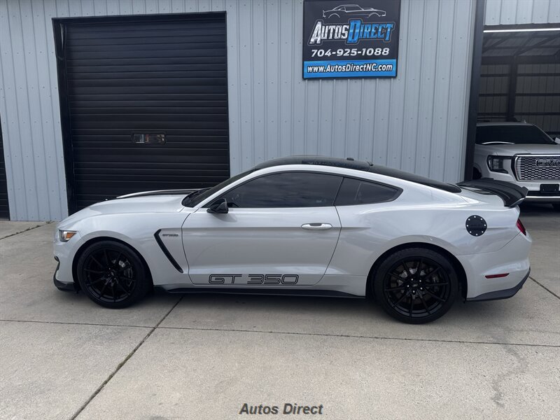 Used 2017 Ford Mustang Shelby GT350 w/ Electronics Package image 8