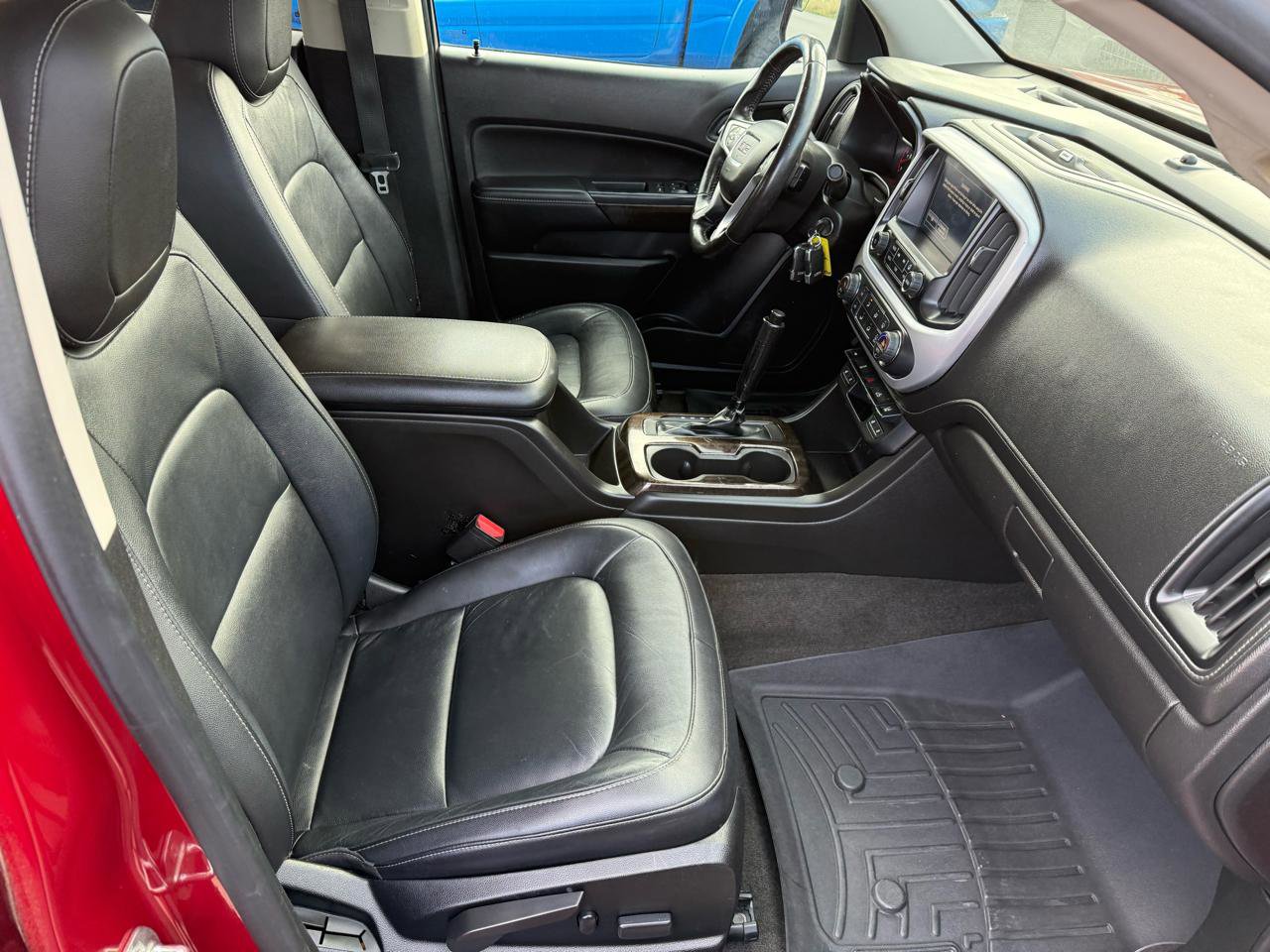 Used 2015 GMC Canyon SLT w/ Driver Alert Package RWD image 17
