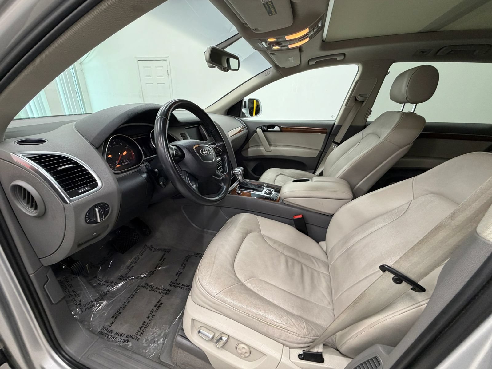 Used 2015 Audi Q7 3.0T Premium w/ Technology Package AWD/4WD image 14