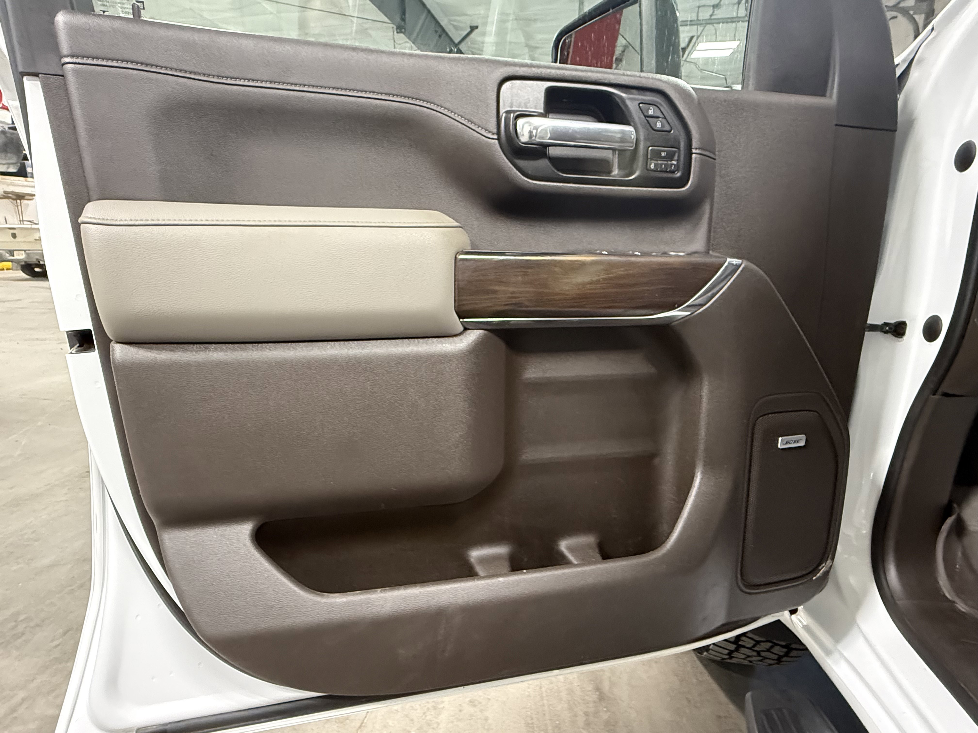 Used 2020 GMC Sierra 2500 SLT w/ SLT Premium Plus Package AWD/4WD image 18