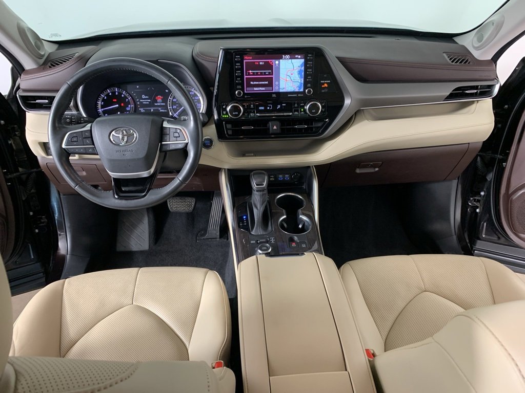 Used 2022 Toyota Highlander Limited image 39