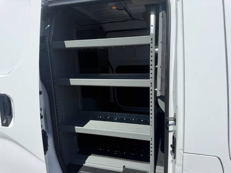 Used 2021 Nissan NV200 S image 13