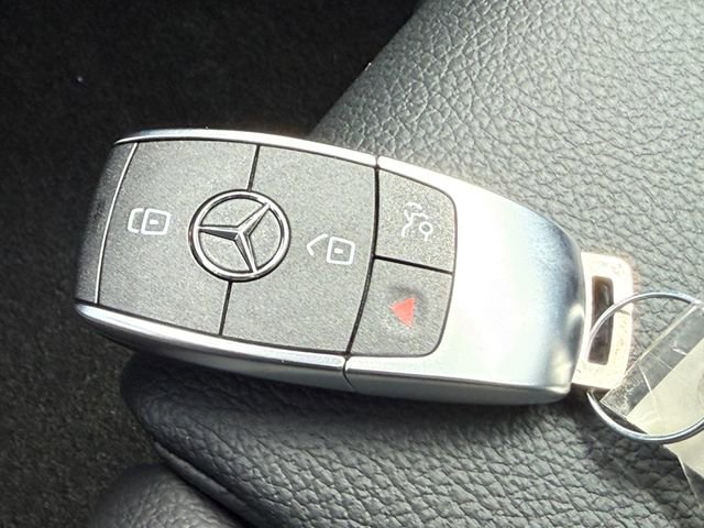Certified 2025 Mercedes-Benz CLA 250 4MATIC image 30