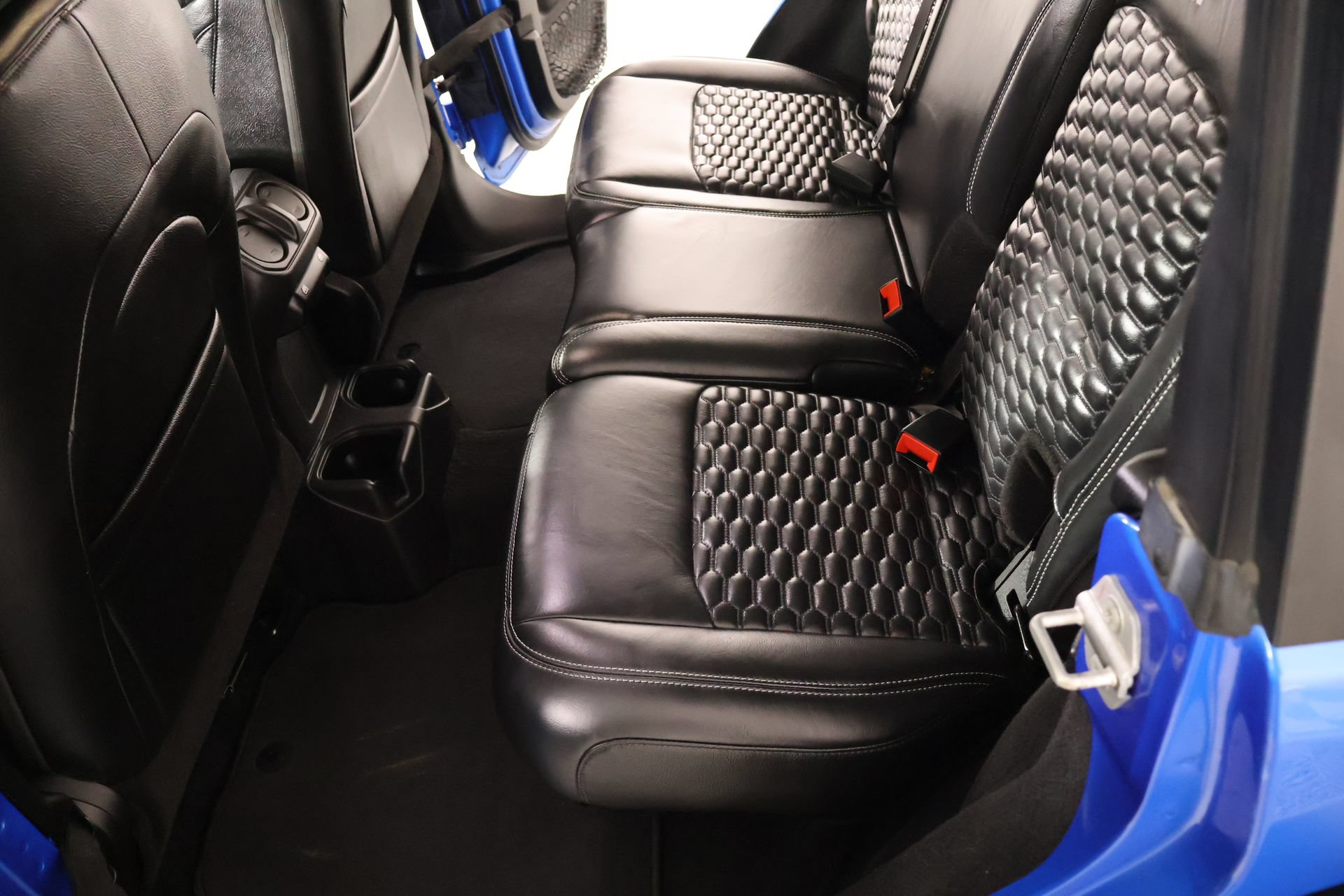 Used 2023 Jeep Wrangler Unlimited Sport AWD/4WD image 12