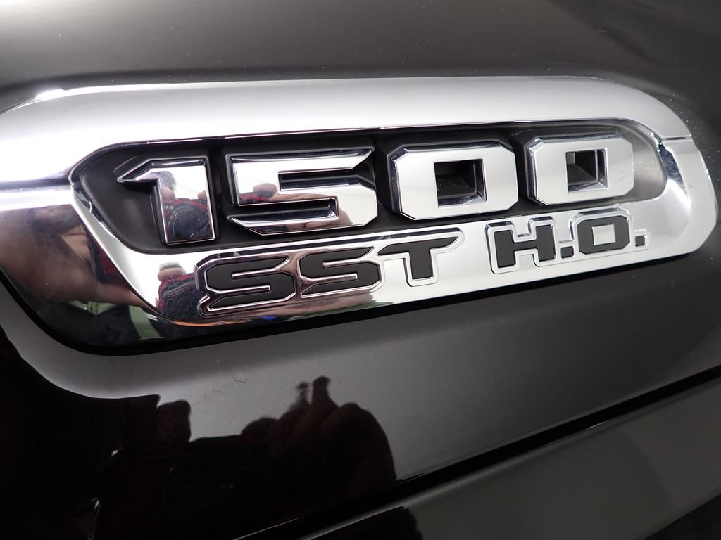 Used 2025 RAM 1500 Limited w/ Trailer Tow Group image 48