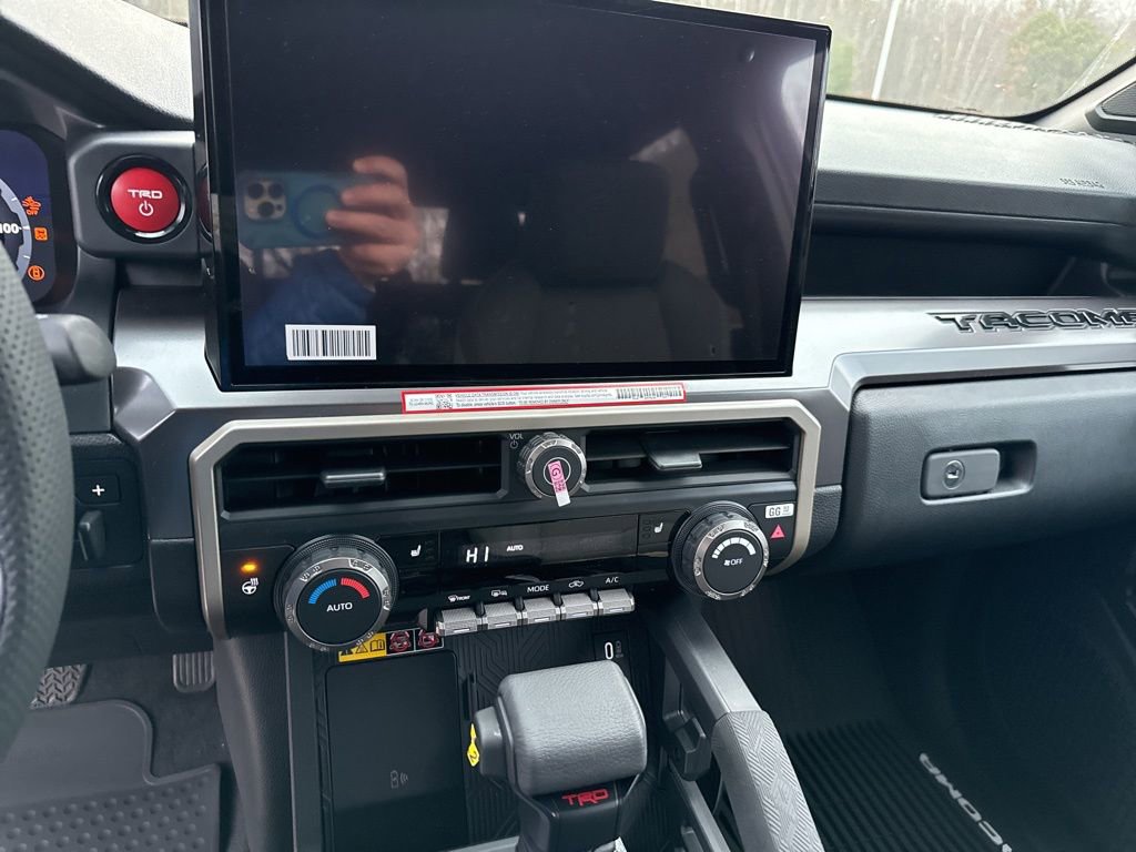 New 2026 Toyota Tacoma TRD Off-Road w/ TRD Off Road Upgrade Package image 22