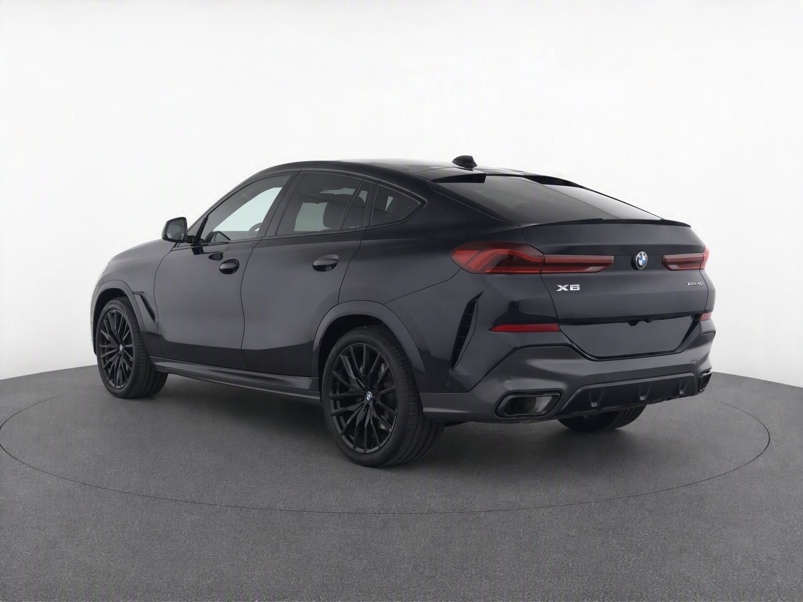 Certified 2023 BMW X6 xDrive40i w/ Executive Package AWD/4WD image 7