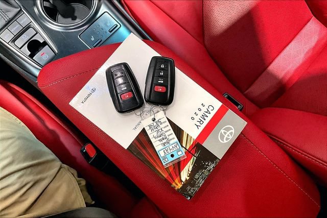 Used 2020 Toyota Camry XSE FWD image 41
