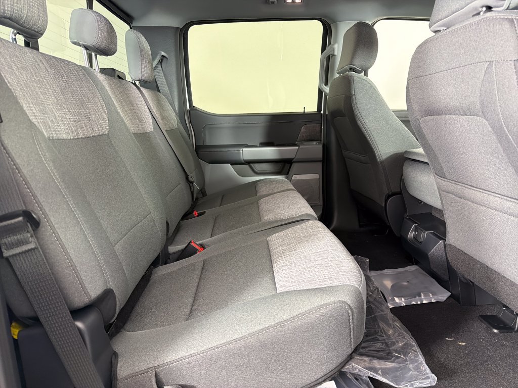 New 2027 Ford F350 XLT w/ XLT Premium Package AWD/4WD image 22