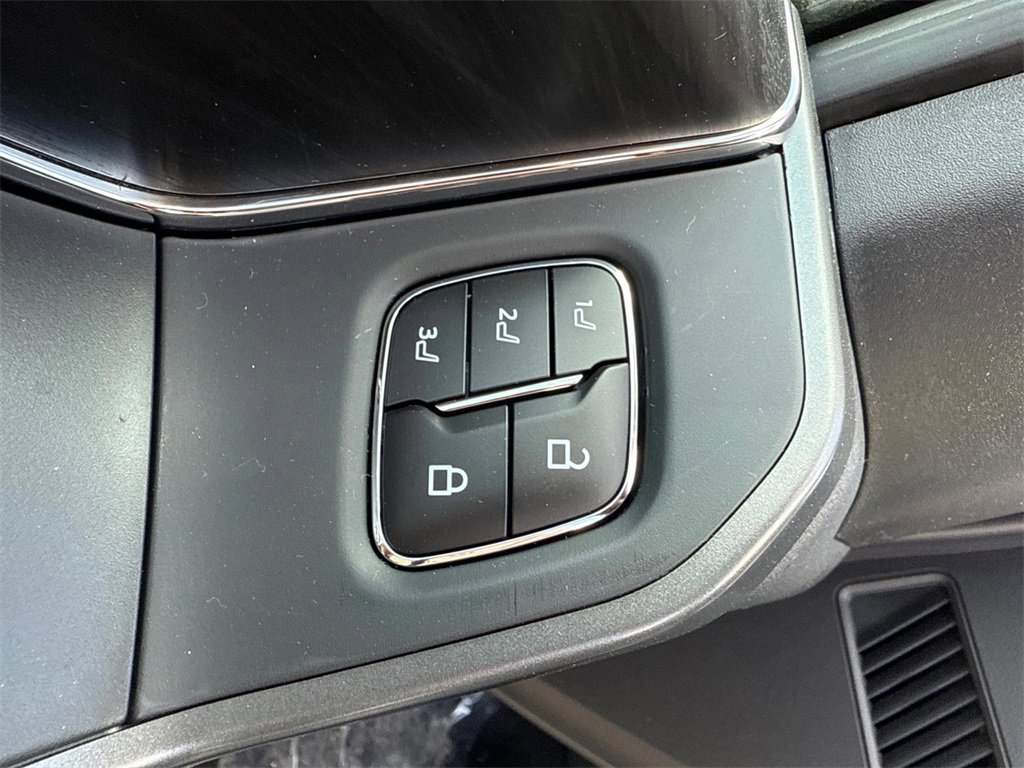 New 2025 Ford F150 Lariat w/ Equipment Group 501A Mid image 20