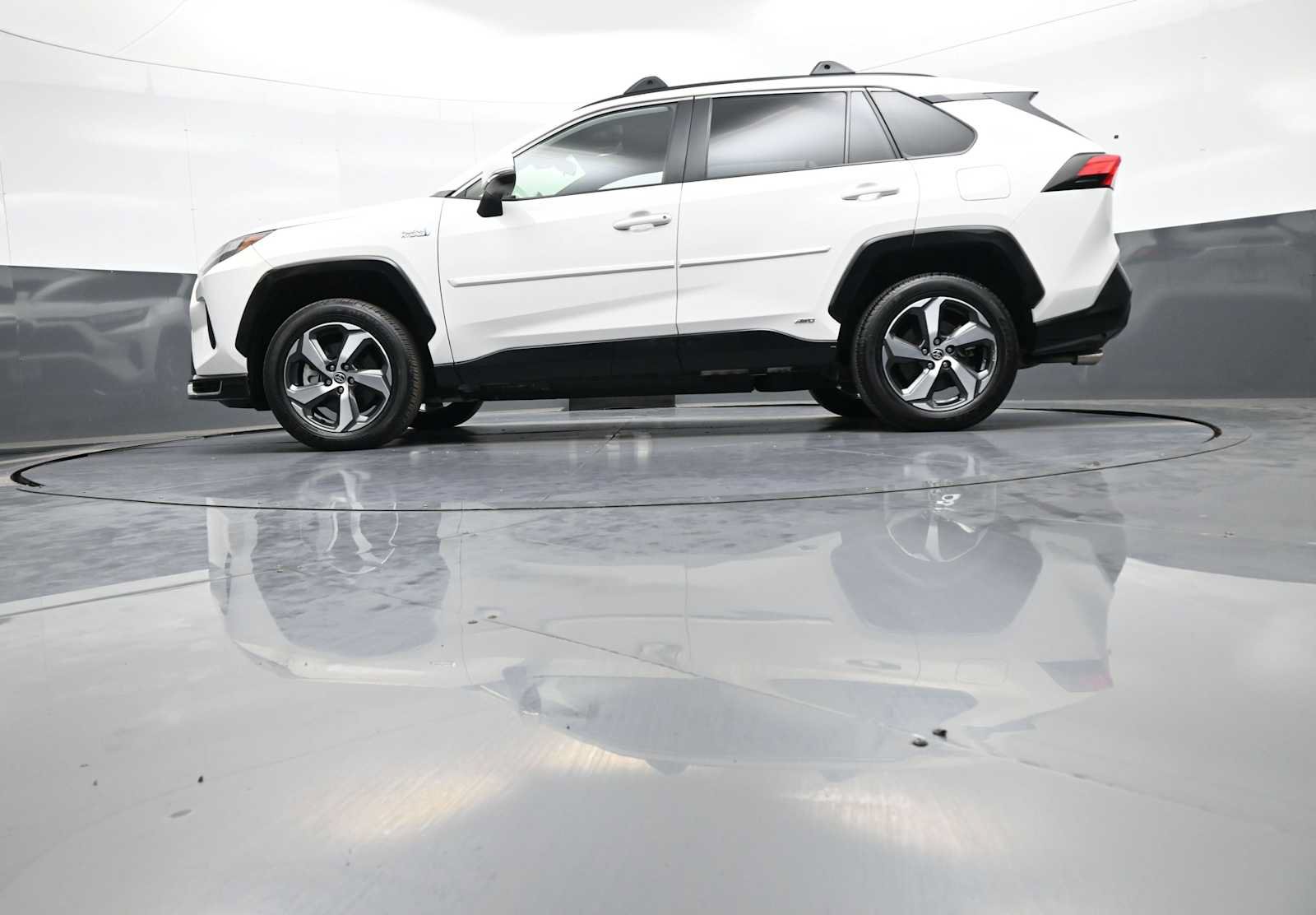 Certified 2023 Toyota RAV4 SE w/ Weather & Moonroof Package AWD/4WD image 33